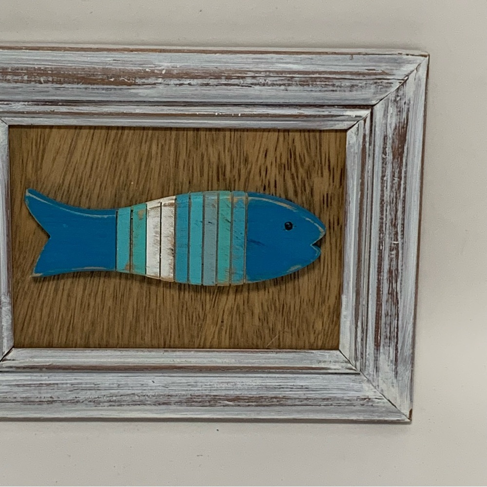 Rustic Blue and White Fish Wall Decor - Picture 4 of 5